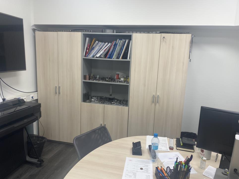 Maschinen und Anlagen aus der Automobil- und Metallverarbeitung-2