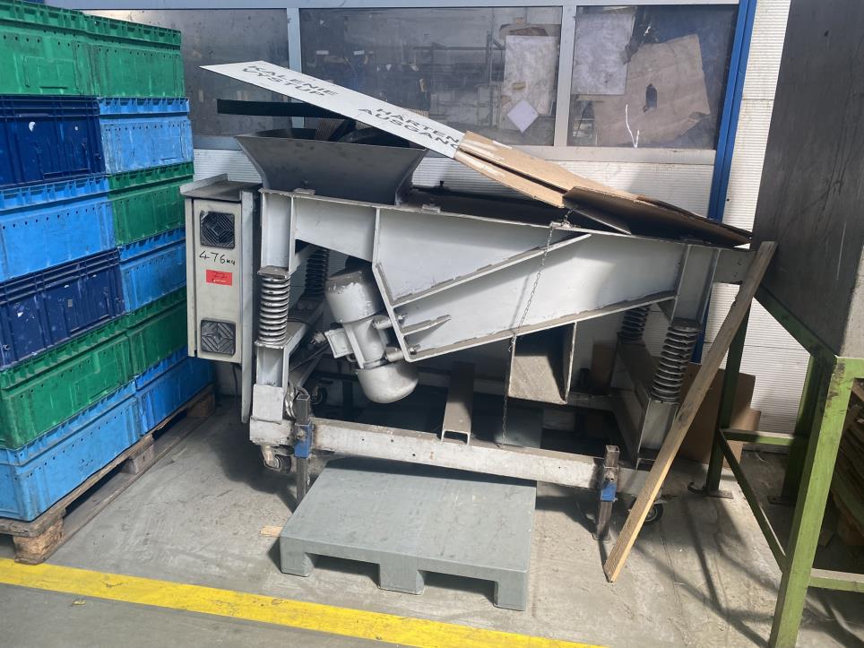 Maschinen und Anlagen aus der Automobil- und Metallverarbeitung-1