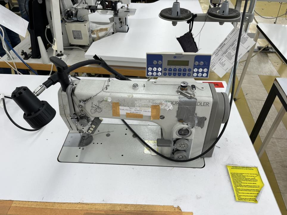 Maschinen zur Herstellung von Bekleidung-5