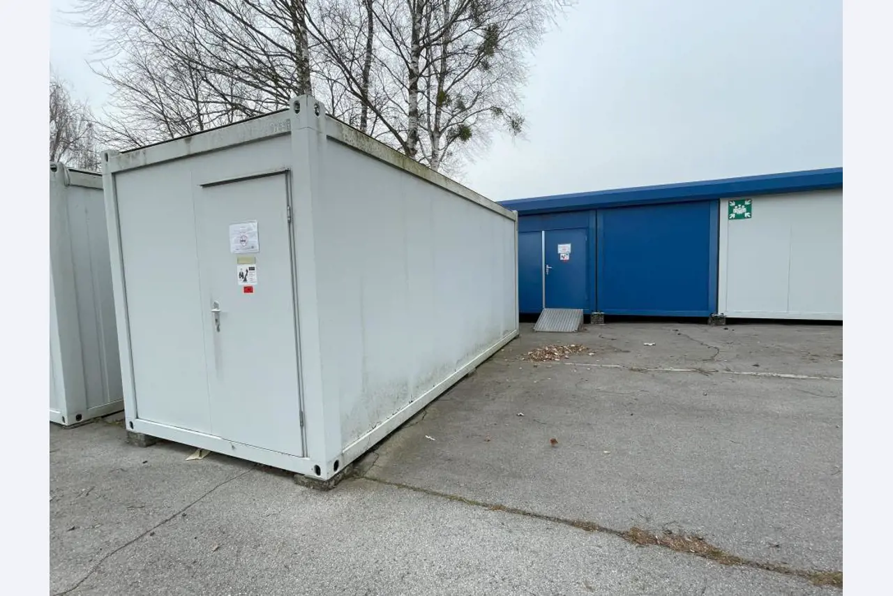 Stroje na výrobu oděvů-15