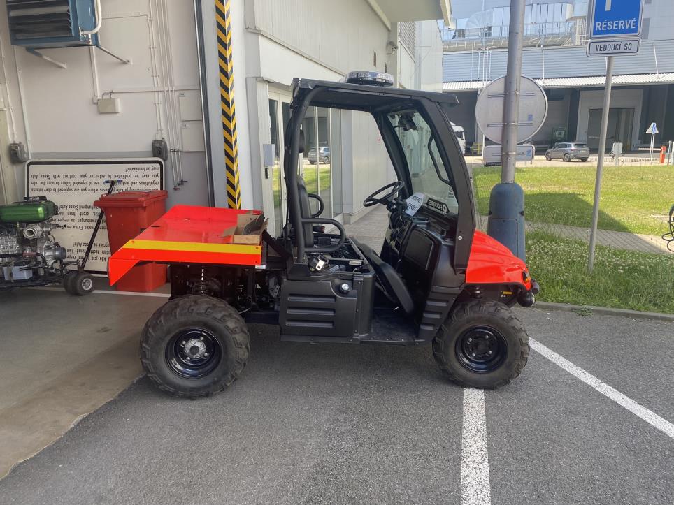 Machines, véhicules et équipements informatiques-3