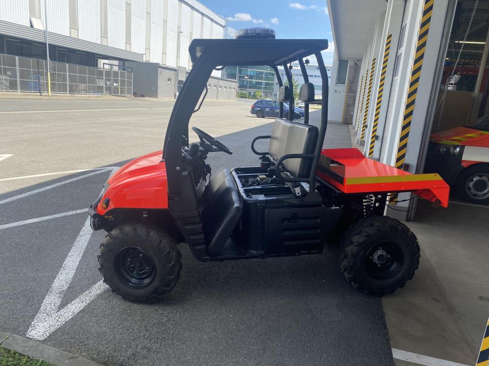 Machines, véhicules et équipements informatiques-4