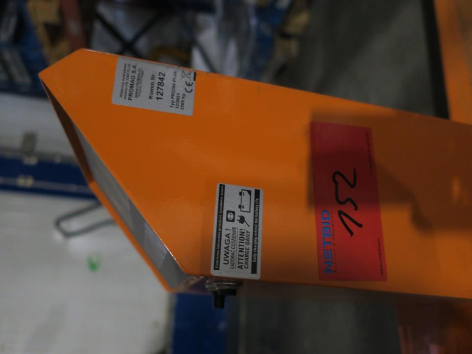 Maszyny z zaklady produkujacego zabezpieczenia przeciwpradowe-4