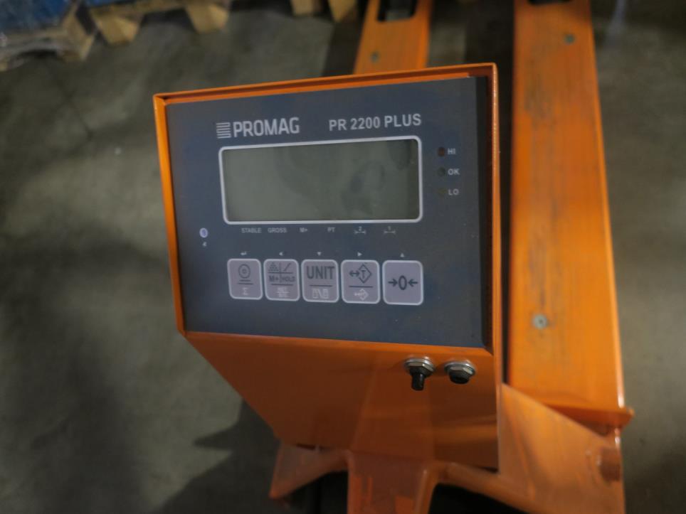 Maszyny z zaklady produkujacego zabezpieczenia przeciwpradowe-3