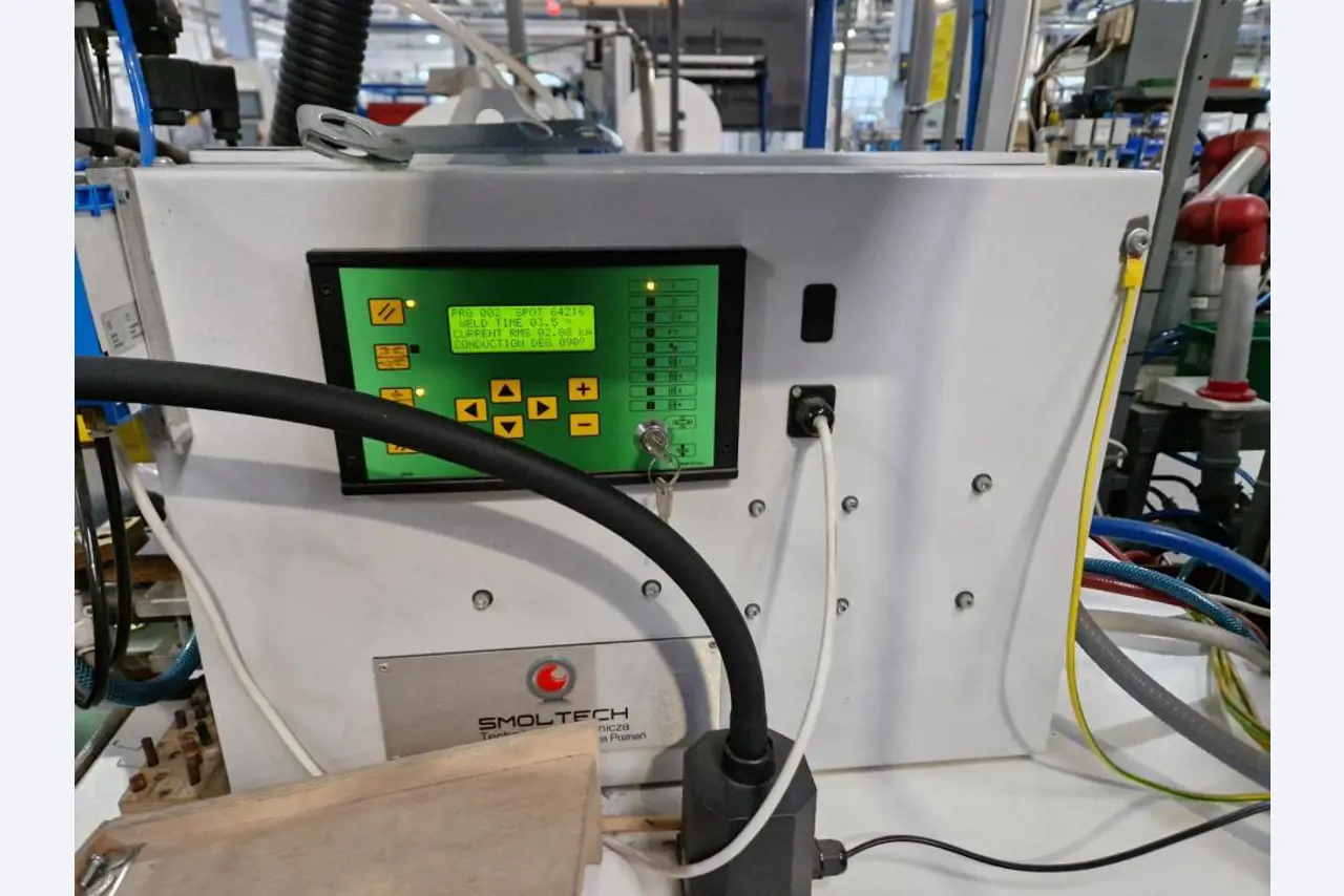 Stroje na výrobu zařízení na ochranu proti přepětí-11