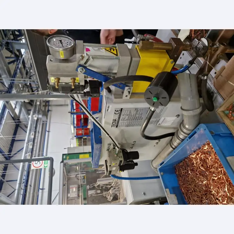 Stroje na výrobu zařízení na ochranu proti přepětí-13