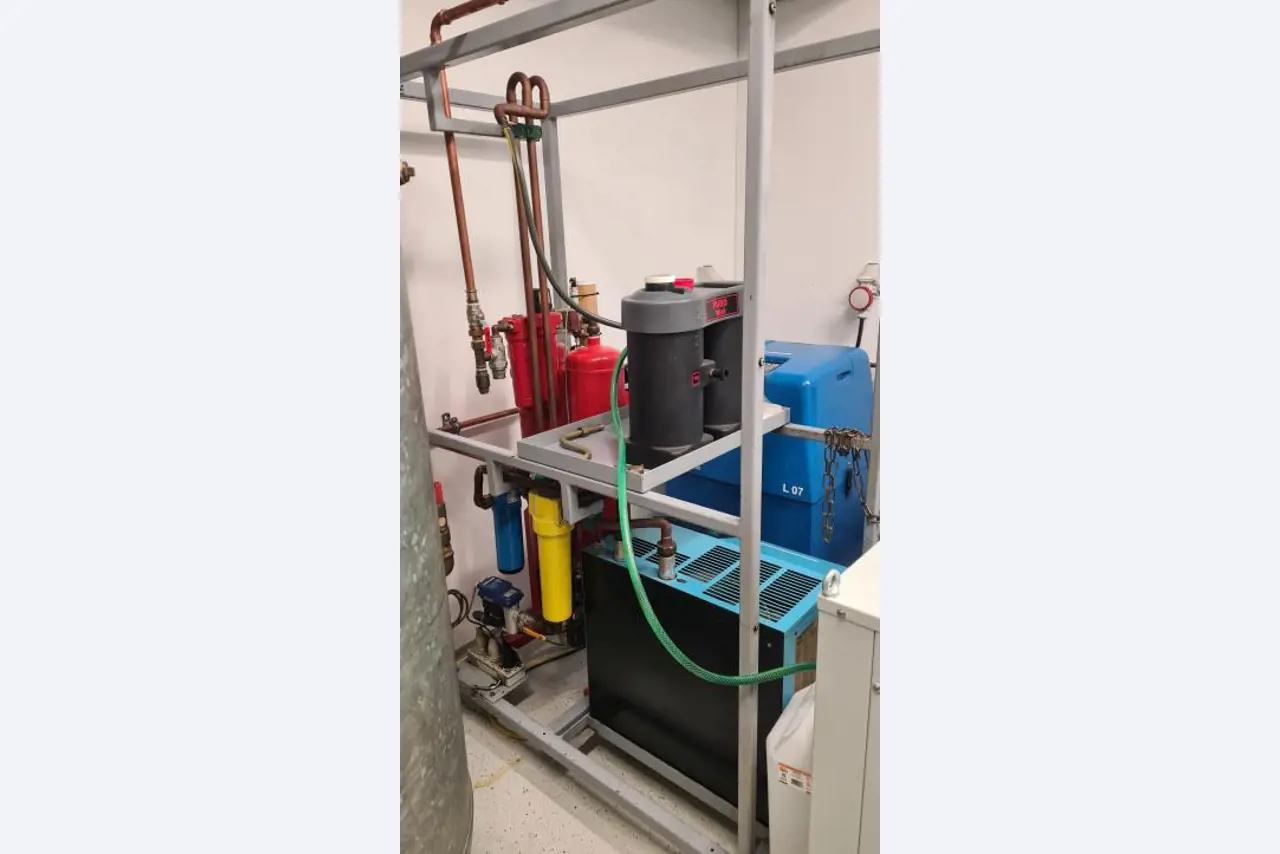 Hypersonic chamber-10