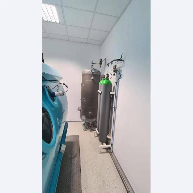 Hypersonic chamber-12