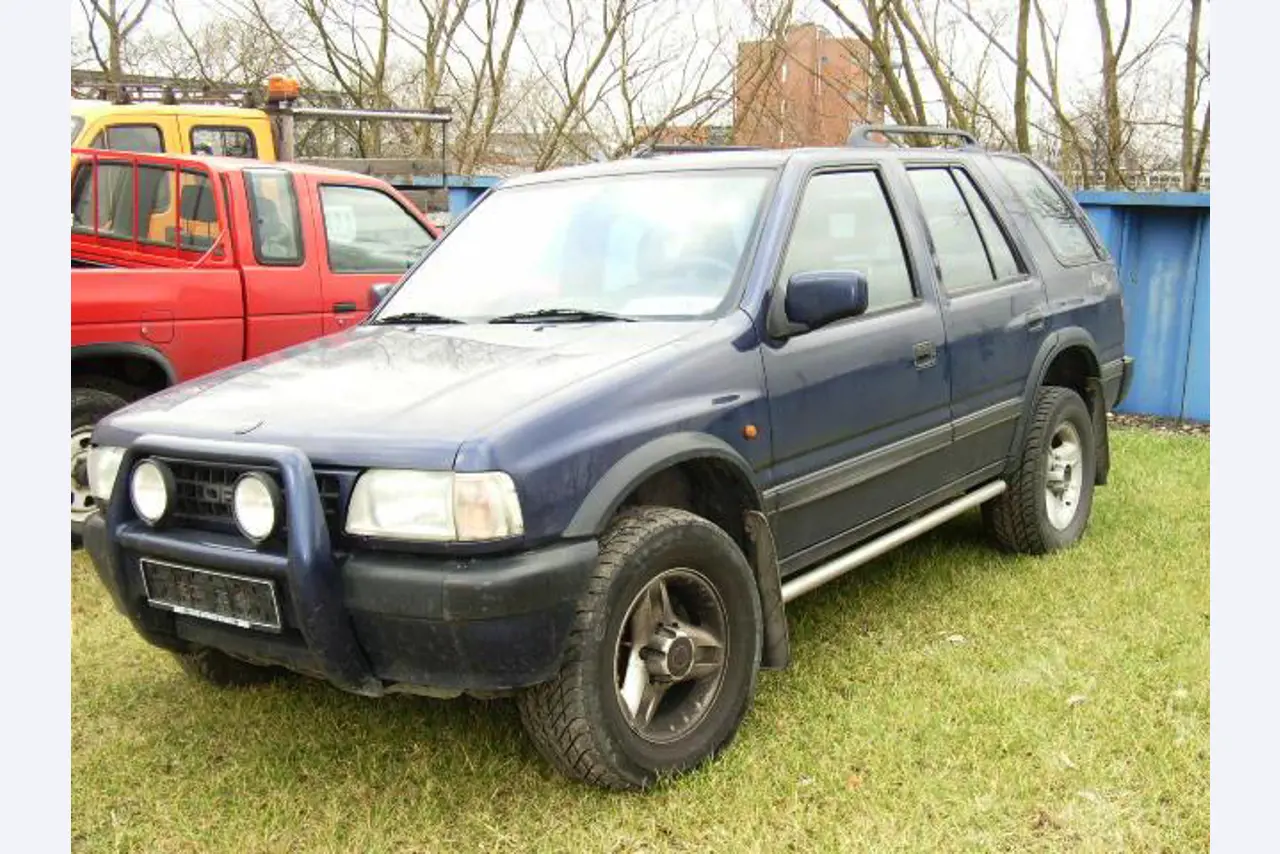 Behördenfahrzeuge
-1