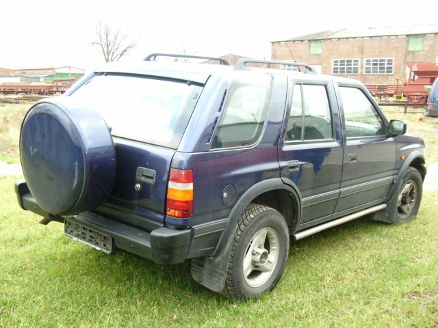 Behördenfahrzeuge
-3