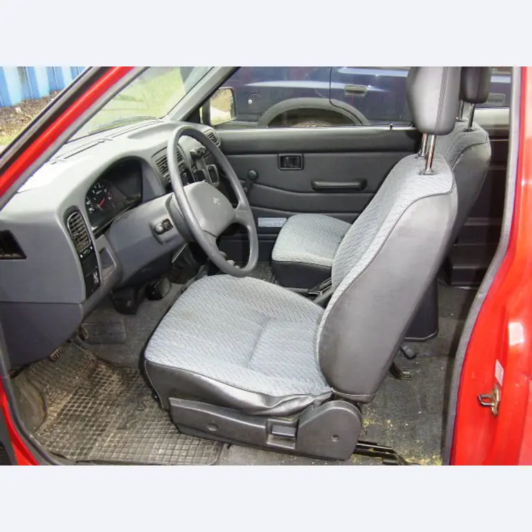 Behördenfahrzeuge
-10