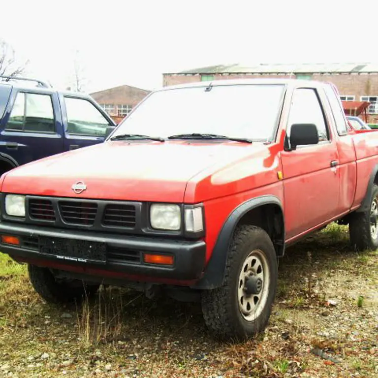 Pickup 4x4 Nissan 2.5D (MD21)