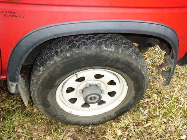 Behördenfahrzeuge
-5