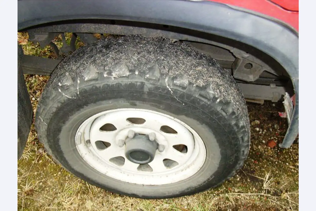 Behördenfahrzeuge
-6