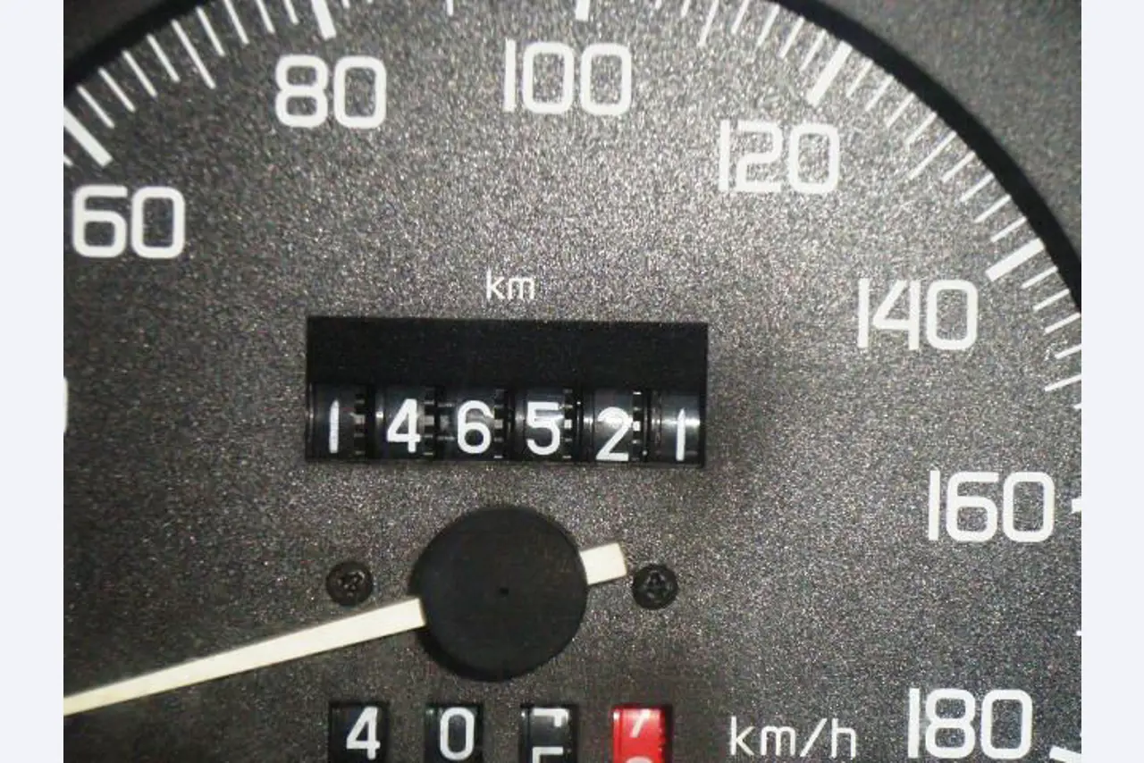 Behördenfahrzeuge
-11